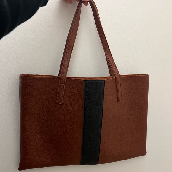 Authentic Vince Camuto tote - Picture 2 of 7